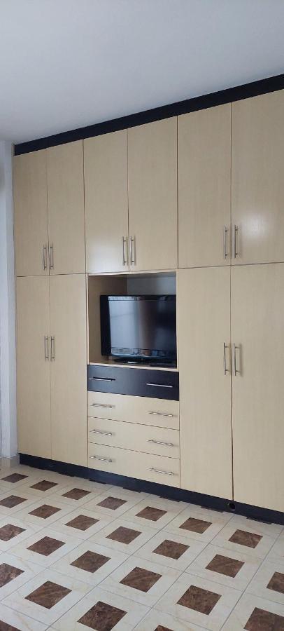 Apartment Tinka In Saranda Buitenkant foto